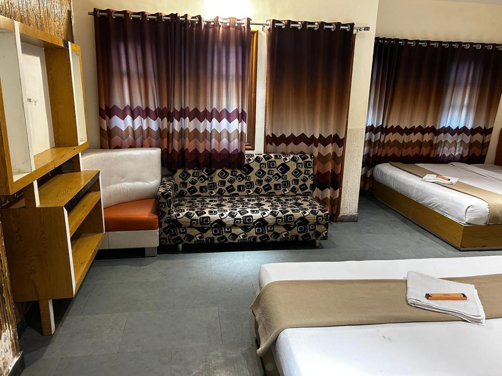 Hotel Empire Ujjain Exterior foto
