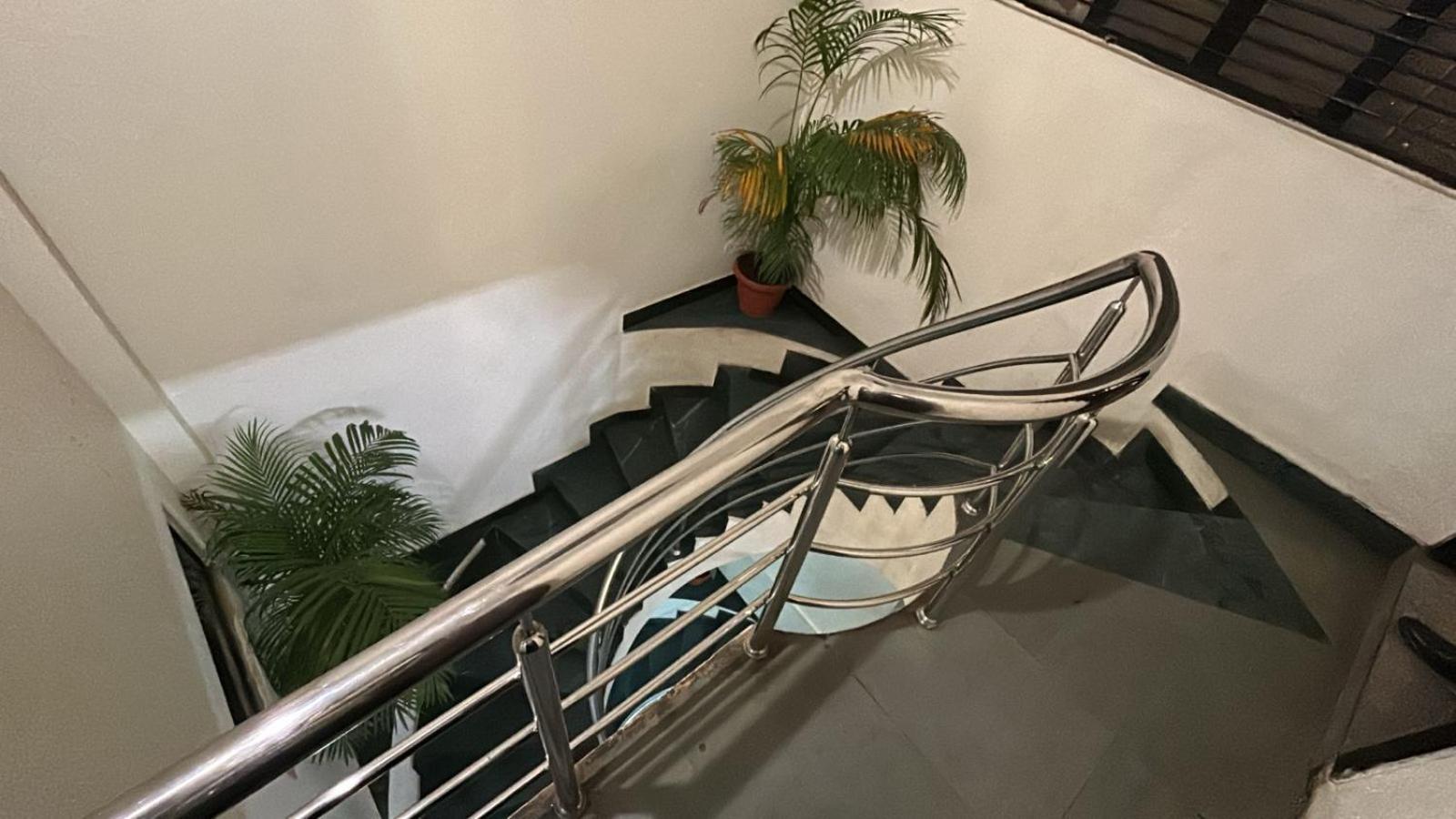 Hotel Empire Ujjain Exterior foto